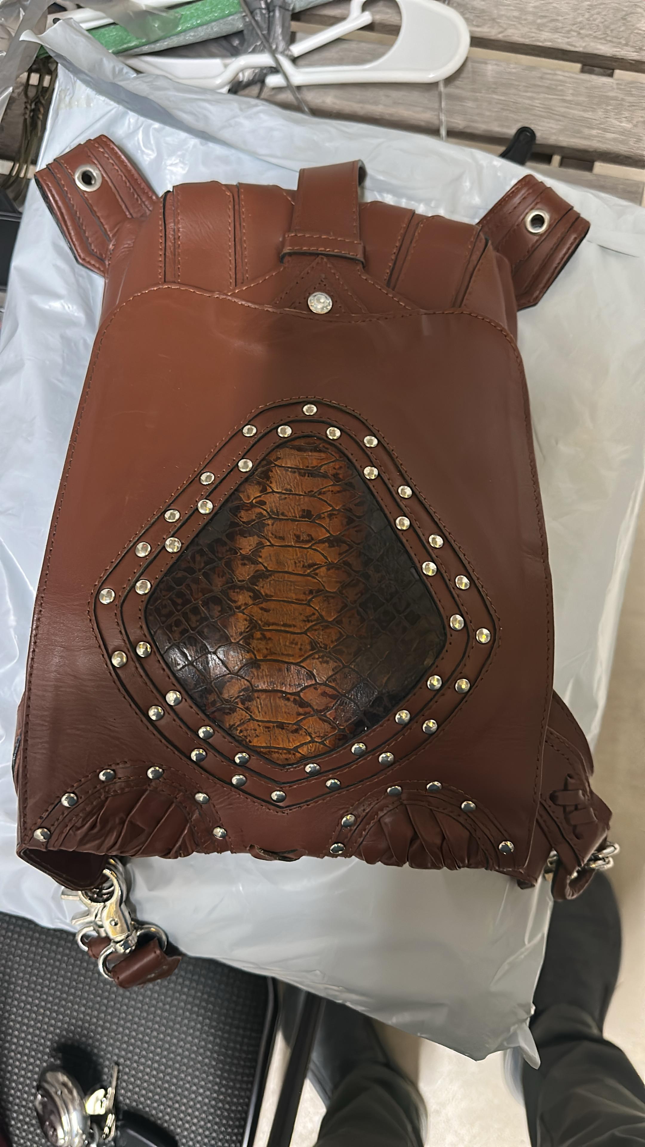 Crocodile Leather Bag for Ladies — original raw photo before optimization